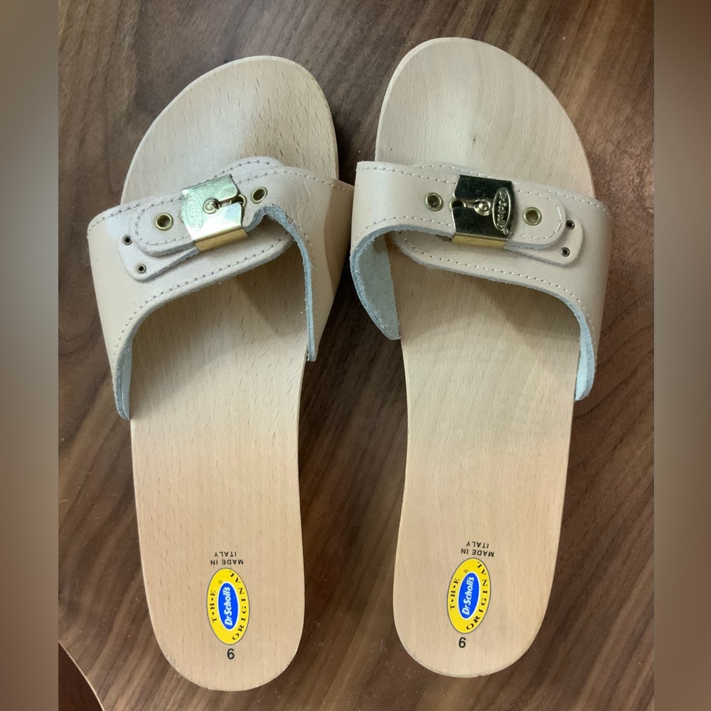 Dr. Scholl's Tan Leather Mules with Gold Buckle